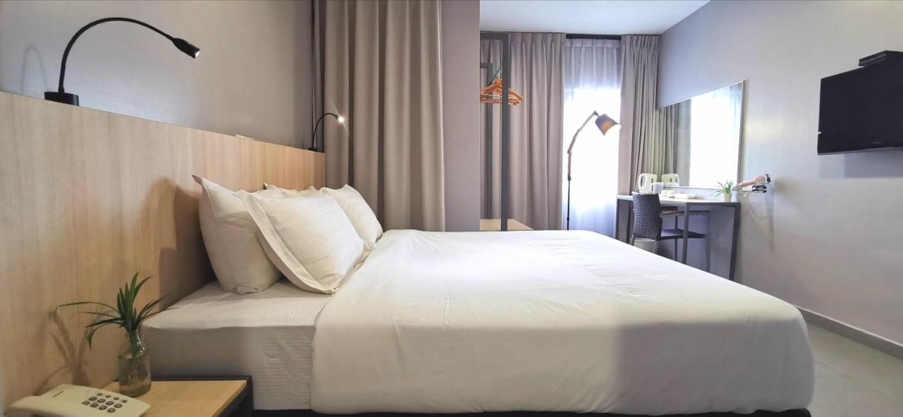 Country Inn Кулай Екстериор снимка