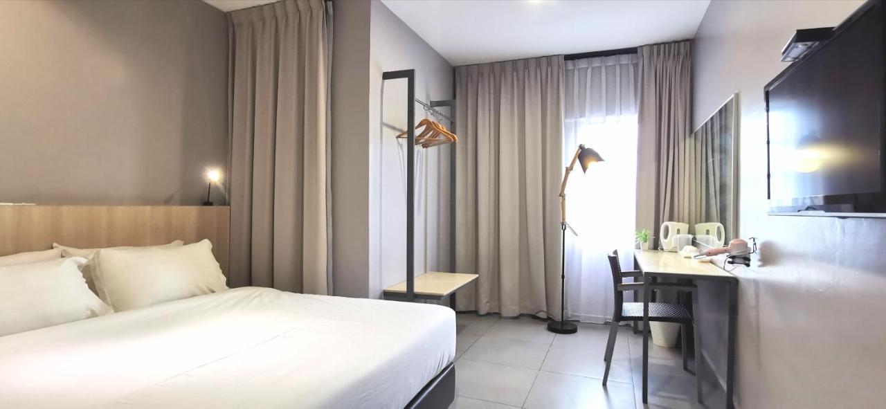 Country Inn Кулай Екстериор снимка