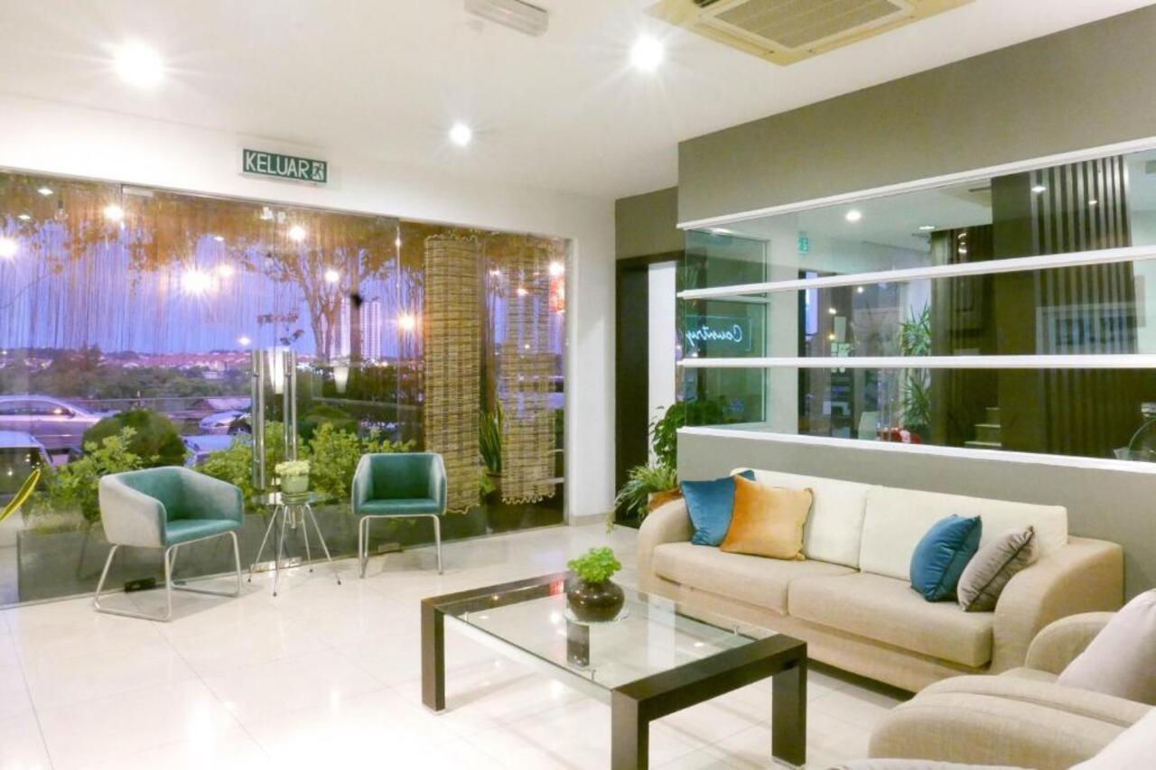 Country Inn Кулай Екстериор снимка