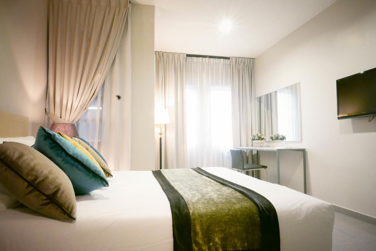 Country Inn Кулай Екстериор снимка
