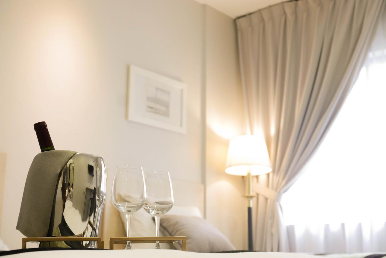 Country Inn Кулай Екстериор снимка